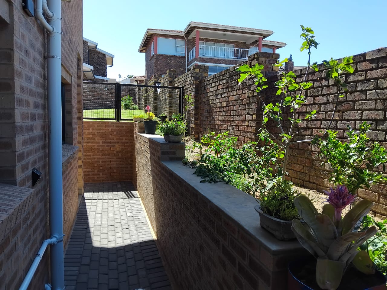 4 Bedroom Property for Sale in Wavecrest Eastern Cape